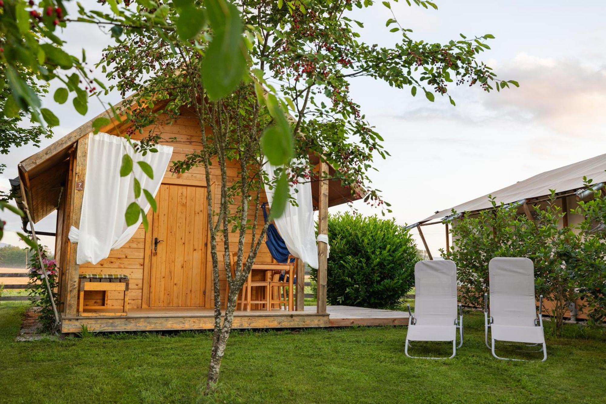 Glamping Kolpa Resort Gradac Exterior foto